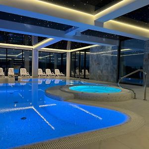 Villa Posh All Suites Hotel & Spa